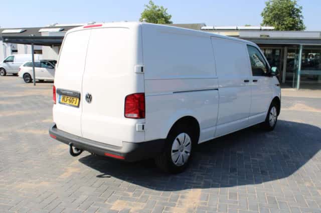 Volkswagen Transporter (2021) thumbnail 5