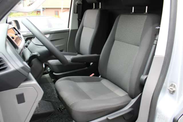 Volkswagen Transporter (2020) thumbnail 5