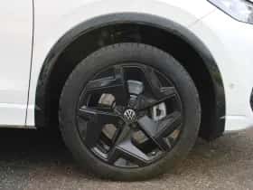 Volkswagen Tiguan (2025) thumbnail 9