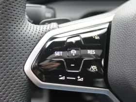 Volkswagen Golf (2021) thumbnail 22
