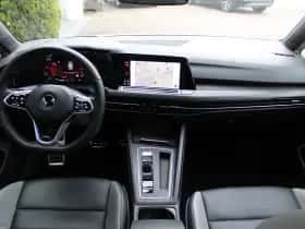 Volkswagen Golf (2021) thumbnail 4