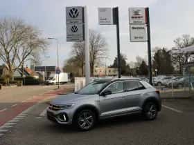 Volkswagen T-Roc (2023) thumbnail 26