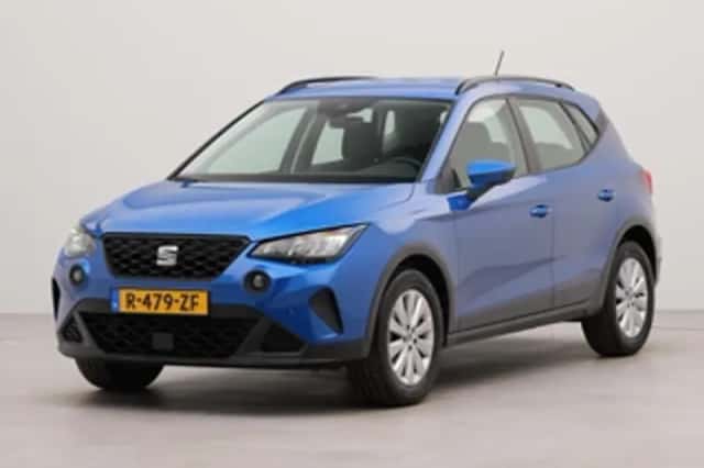 SEAT Arona (2023) thumbnail 1