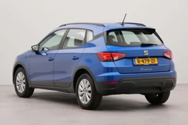 SEAT Arona (2023) thumbnail 4