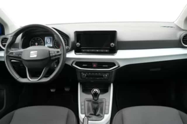 SEAT Arona (2023) thumbnail 5