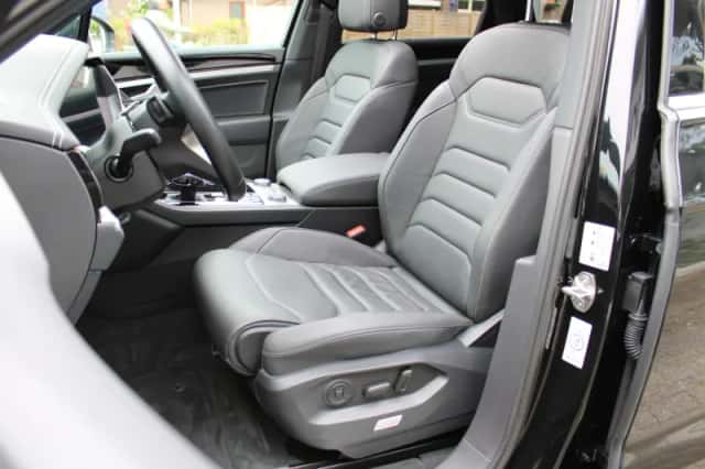 Volkswagen Touareg (2023) thumbnail 6