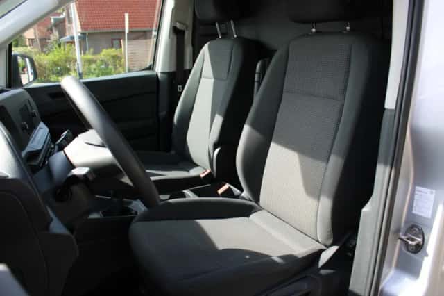Volkswagen Caddy (2021) thumbnail 4