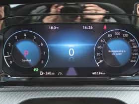 Volkswagen Golf (2023) thumbnail 12