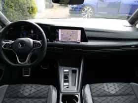 Volkswagen Golf (2023) thumbnail 4
