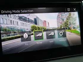 Škoda Karoq (2022) thumbnail 32