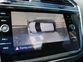 Volkswagen Tiguan (2022) thumbnail 24