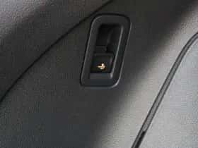 Volkswagen Tiguan (2022) thumbnail 36