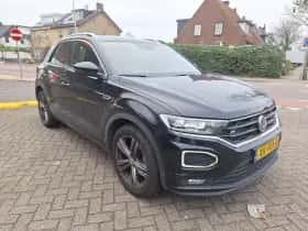 Volkswagen T-Roc (2019) thumbnail 6