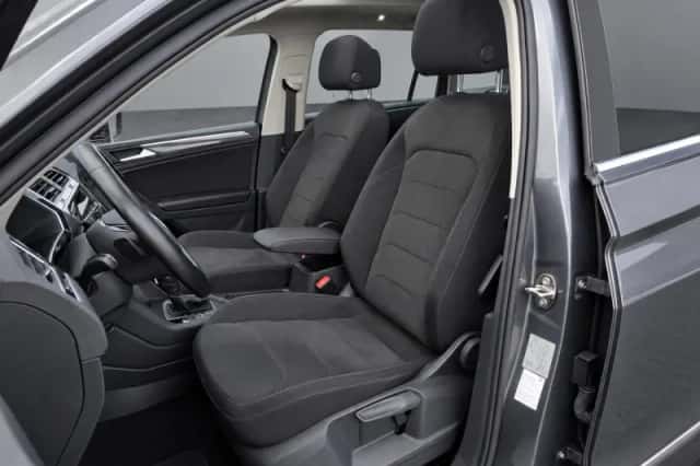 Volkswagen Tiguan (2020) thumbnail 5