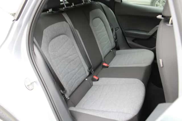 SEAT Arona (2023) thumbnail 6