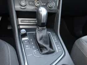 Volkswagen Tiguan (2021) thumbnail 13