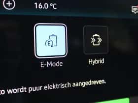 Volkswagen Passat (2025) thumbnail 24