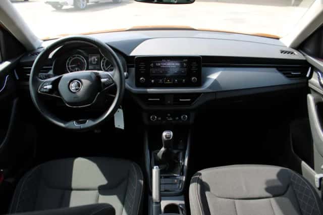 Škoda Kamiq (2022) thumbnail 4