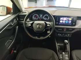 Škoda Kamiq (2022) thumbnail 4