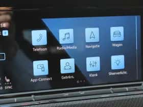 Volkswagen Golf (2021) thumbnail 14
