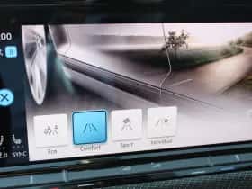 Volkswagen Golf (2021) thumbnail 30