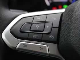 Volkswagen Golf (2021) thumbnail 18