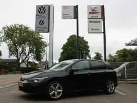 Volkswagen Golf (2021) thumbnail 23