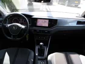 Volkswagen Polo (2021) thumbnail 4