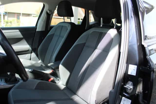 Volkswagen Polo (2021) thumbnail 5