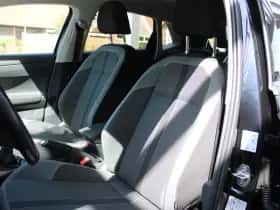 Volkswagen Polo (2021) thumbnail 5