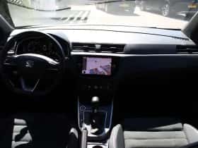 SEAT Arona (2021) thumbnail 4