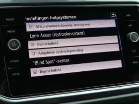 Volkswagen T-Roc (2020) thumbnail 30