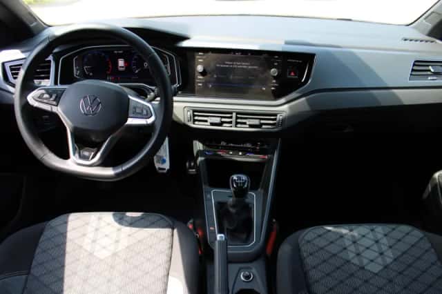 Volkswagen Polo (2022) thumbnail 4