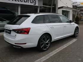 Škoda Superb (2023) thumbnail 12