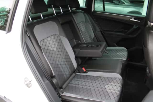 Volkswagen Tiguan (2023) thumbnail 6