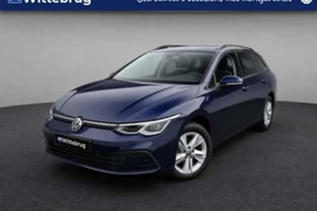Volkswagen Golf (2024) thumbnail 1