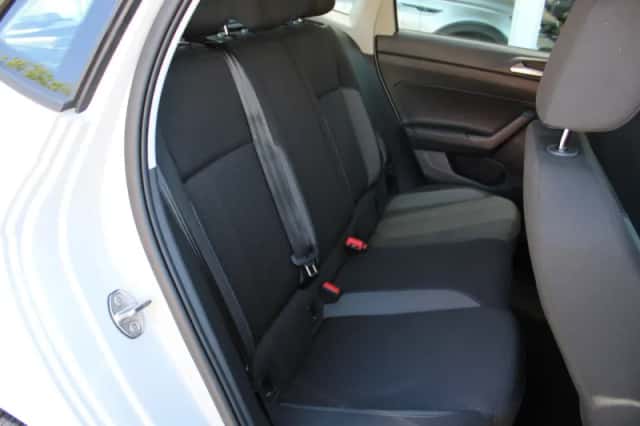 Volkswagen Polo (2023) thumbnail 6