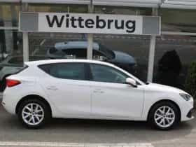 SEAT Leon (2023) thumbnail 14