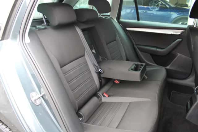 Škoda Octavia (2020) thumbnail 6