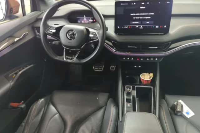 Škoda Enyaq (2021) thumbnail 4