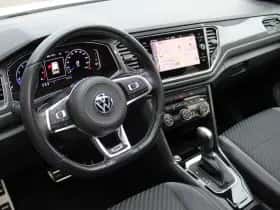 Volkswagen T-Roc (2021) thumbnail 15