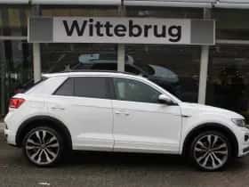 Volkswagen T-Roc (2021) thumbnail 16