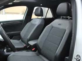 Volkswagen T-Roc (2021) thumbnail 5