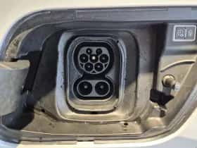 Peugeot e-2008 (2024) thumbnail 17