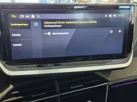 Peugeot e-2008 (2024) thumbnail 25
