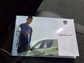 Peugeot e-2008 (2024) thumbnail 10