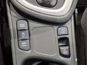 Toyota Yaris (2023) thumbnail 18