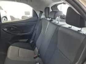 Toyota Yaris (2023) thumbnail 36