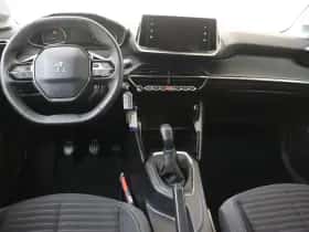 Peugeot 208 (2023) thumbnail 5