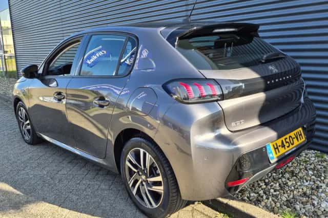 Peugeot 208 (2020) thumbnail 4